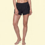 SHORT MUJER DEPORTE RUNNING 2 EN 1 NEGRO
