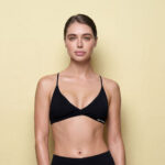 TOP DEPORTIVO DFYNE  VISION TWIST FRONT SIN COSTURAS NEGRO